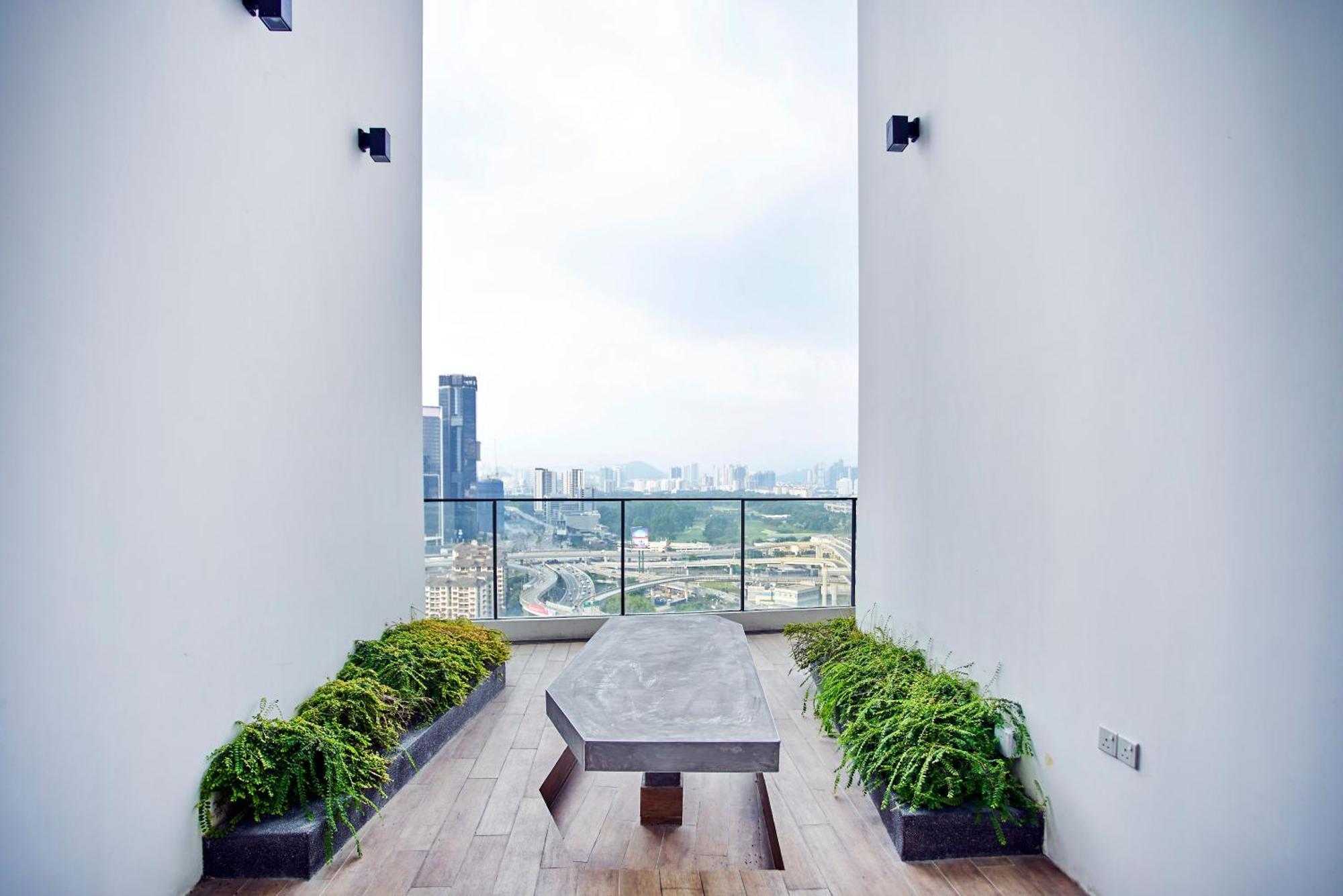 Continew Residence Trx Kl Kuala Lumpur Exteriör bild